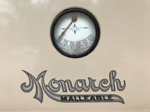 lot 1 image: Antique Monarch Malleable Wood-Burning Stove wWater Bath