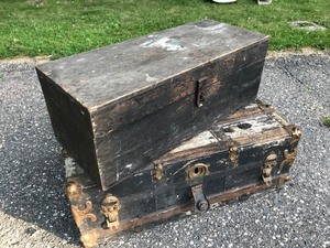 lot 21 image: Trunks & Boxes (Lot of 2)