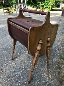 lot 31 image: Antique Sewing Stand