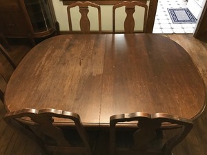lot 53 image: Antique Dining Table (Needs Work)