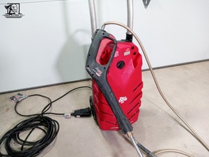 lot 401 image: Dirt Devil Pressure Flex 2000 Pressure Washer