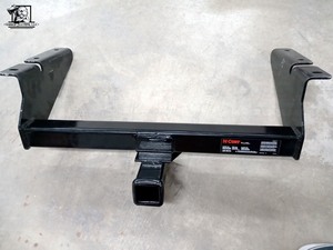 lot 408 image: Curt Trailer Hitch