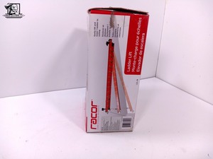 lot 425 image: Racor Ladder Lift New in Box