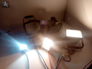 lot 433 image: Smart Electronic Light Set of 4 Lights