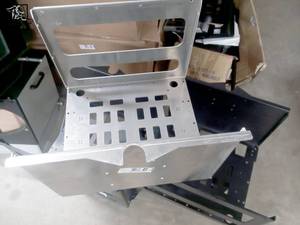 lot 456 image: 5 Aluminum Disc Golf Cart Shells