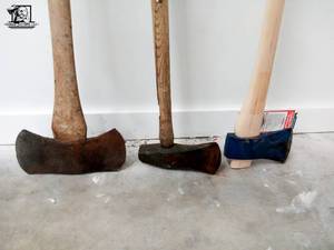lot 489 image: Three Axes