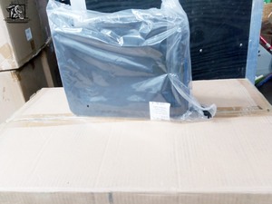 lot 523 image: 30 Medium Cooler Bags
