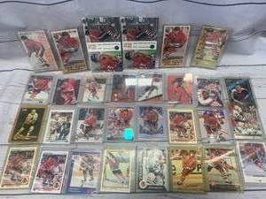 Lot of 30 Jeremy Roenick Hockey Cards