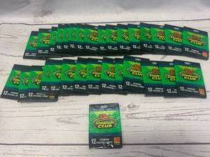 Lot of 31 Unopened Packs 1991 Stadium Club Football Cards (Mint 10 favre sold for $737)