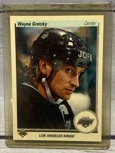 1990 Upper Deck Wayne Gretzky Card