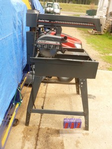 lot 2 image: Craftsman radial arm saw. Tested & works but needs a little tlc. As shown.