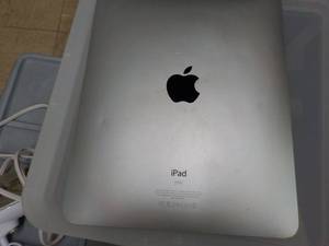 Apple Ipad 16 gb reset and cleared ...