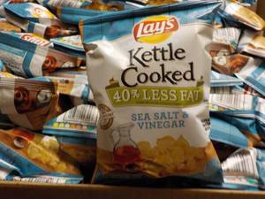 Case of 64 Lays Kettle Cooked 40% L...