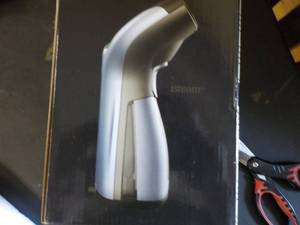 lot 7 image: Isteam Clothes Steamer...
