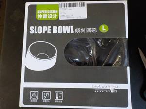 lot 15 image: Slope Super Bowl for Pets...
