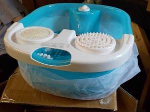 lot 37 image: Yosager 17a Foot Spa...