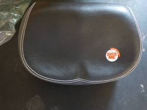 lot 46 image: Schwinn Bike Seat...