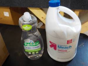 lot 73 image: 1 - 32 oz Palmolive Dish Soap and 1...