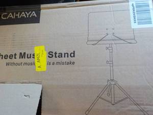 lot 83 image: Cahaya Music Stand...