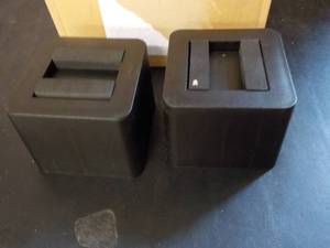 lot 84 image: iPrimio Risers...