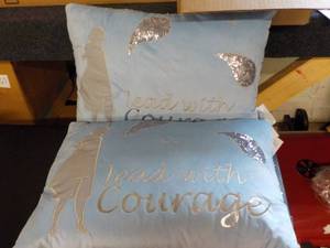 lot 96 image: Set of 2 Frozen II Pillows...