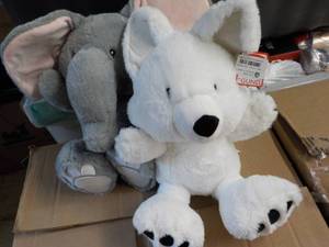 lot 144 image: 2 Stuffed Animals...