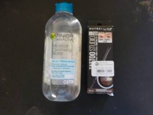 lot 176 image: Maybelline Brow and Garnier Cleanin...