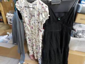 lot 200 image: Womens size Small Dresses and Top...