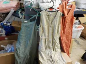 lot 216 image: 2 Womens size small jumpsuit and 1...