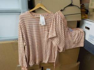 lot 230 image: Size XXL and XL Clothes New From T...