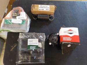 lot 277 image: Heavy Spring, Briggs and Stratton, ...