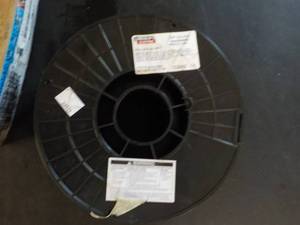 lot 299 image: Lincoln Electric Welding wire 10 lb...