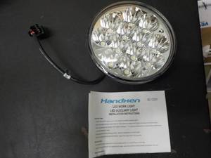 lot 317 image: Hand oxen LED Work Light...