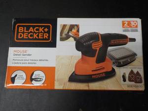lot 321 image: Black and Decker Sander...