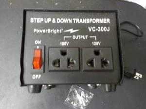 lot 323 image: Power Bright Transformer...