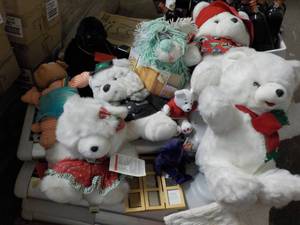 lot 350 image: Stuffed Animals in a tote...