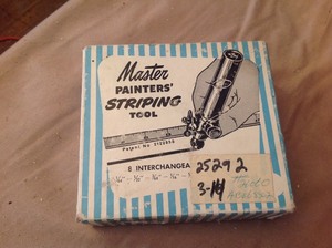lot 12 image: Master Painters Striping Tool