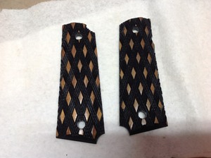 lot 48 image: Pistol Grips
