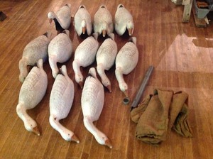 lot 82 image: Goose Decoys