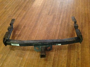 lot 90 image: Trailer Hitch