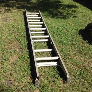 lot 167 image: 16 Extension Ladder