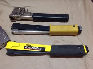 lot 209 image: Staplers