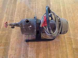 lot 238 image: Pump