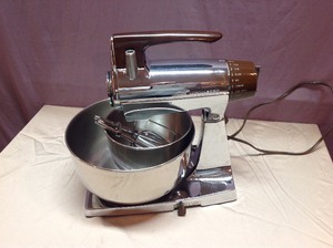 lot 274 image: Sunbeam Mixer