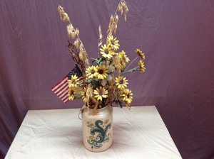 lot 282 image: Home Decor