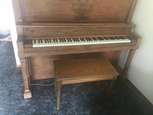 lot 284 image: Piano & Bench