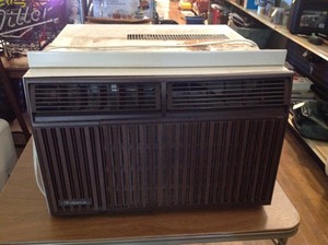 lot 297 image: Air Conditioner