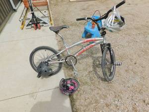 Aluminum Blade Series Bicycle3 Helmets