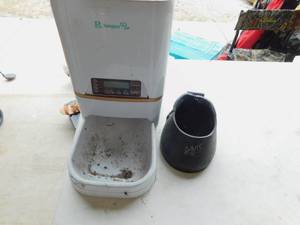 BELOPEZZ Smart Pet Automatic Food Dispenser with Programmable Timer