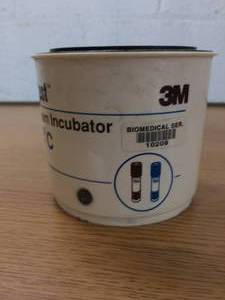 lot 22 image: ATTEST STEAM INCUBATOR - WORKING CONDITION
